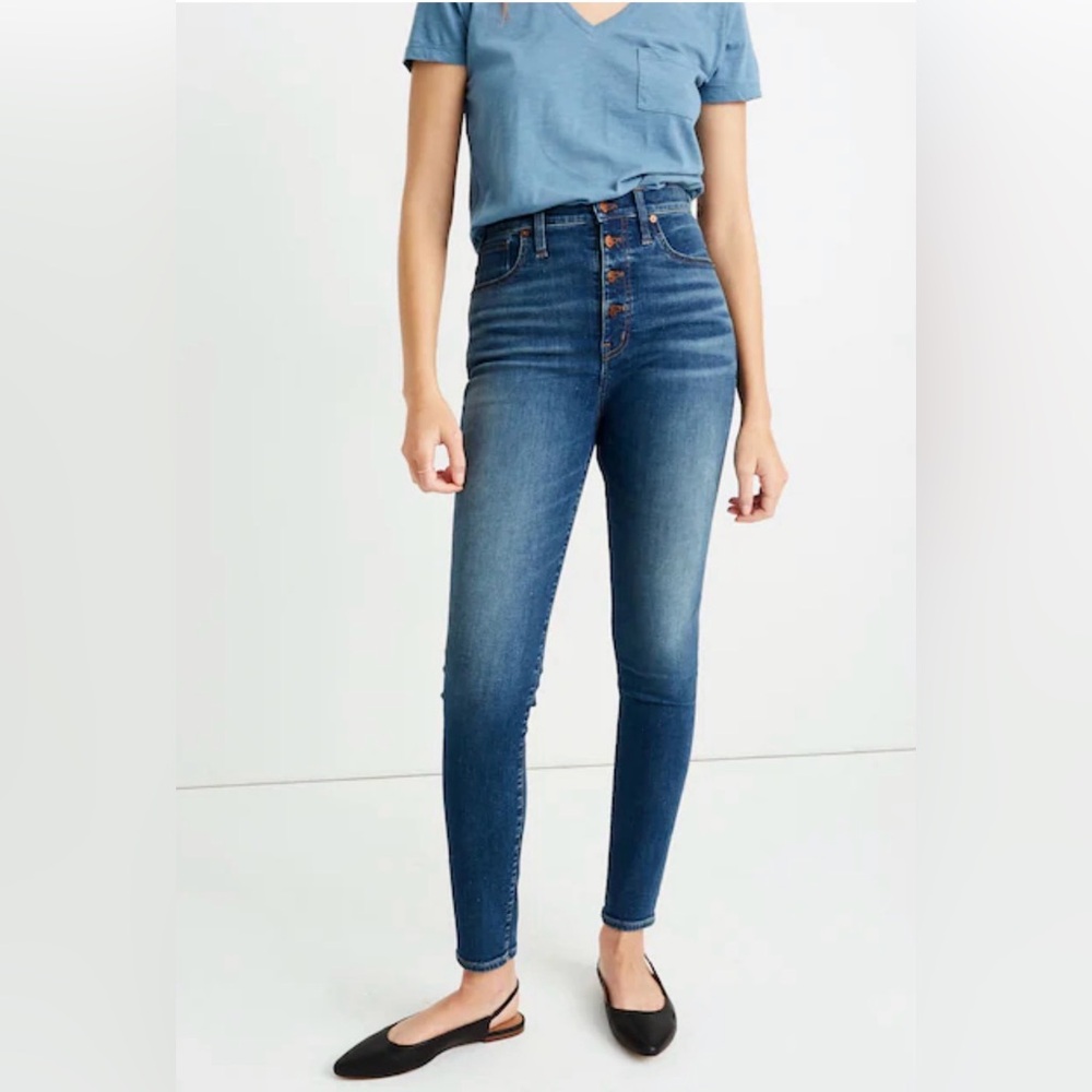 Madewell 10” High Rise Skinny Crop - Picture 3 of 16